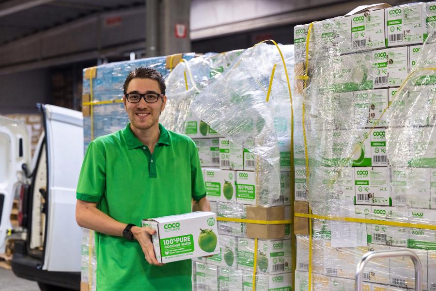 L eau de coco vietnamienne conquiert une startup belge